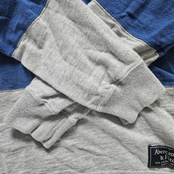 A&F Abercrombie Pullover Sweatshirt Mens Size XS Blue Purple Grey Stripes Button - Picture 4 of 7